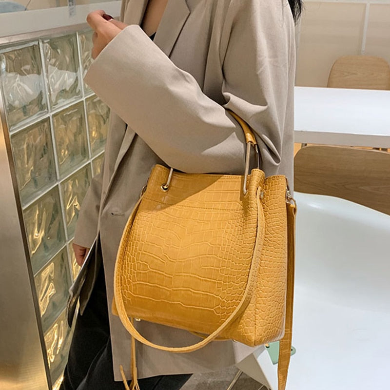 https://cdn.shopify.com/s/files/1/0462/8493/1232/products/H074764530c96480d909def2025bec8faL.jpg?v=1666697765